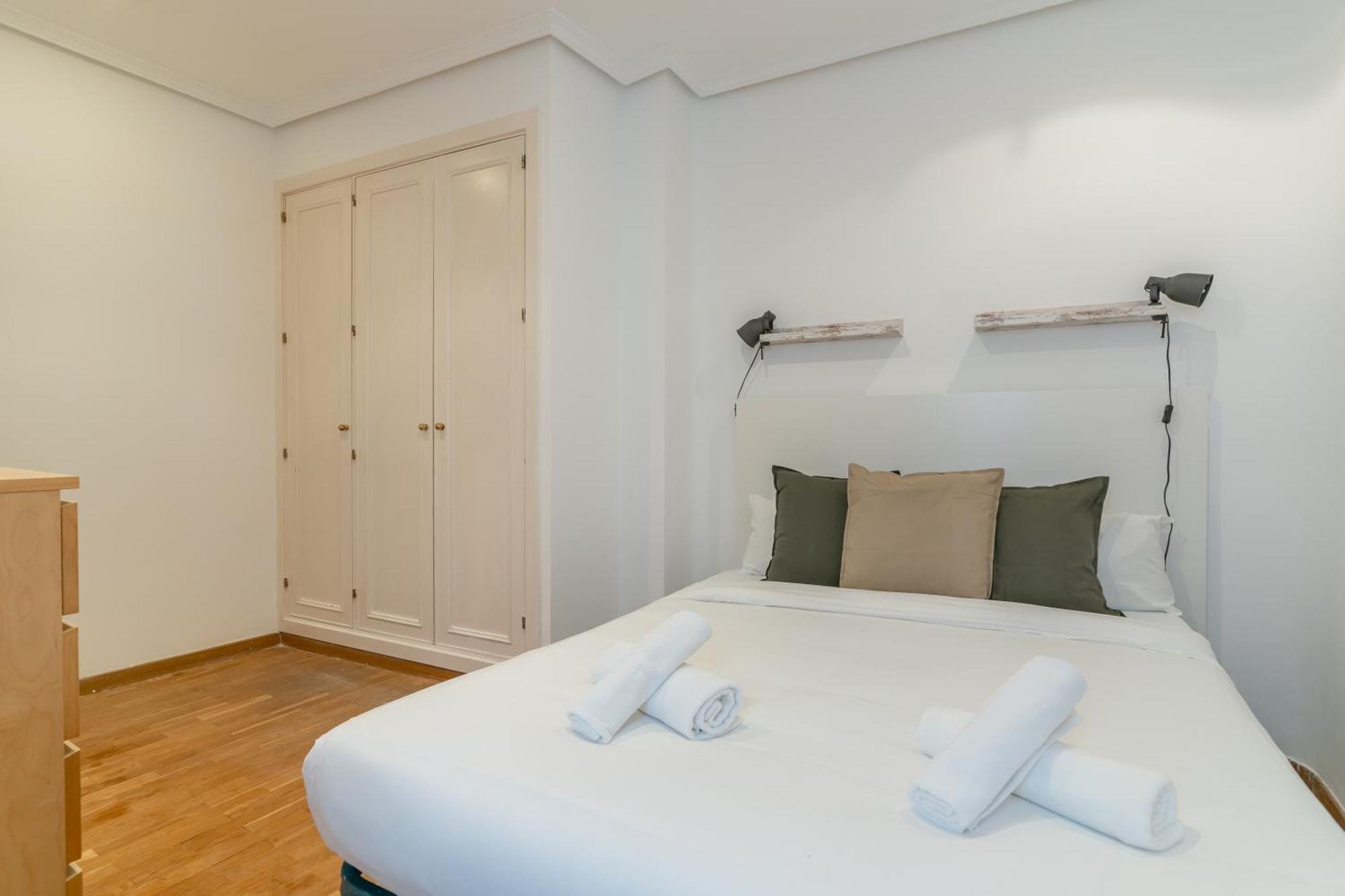 Cozy -1bedroom 1bath -anton Martin Madri
