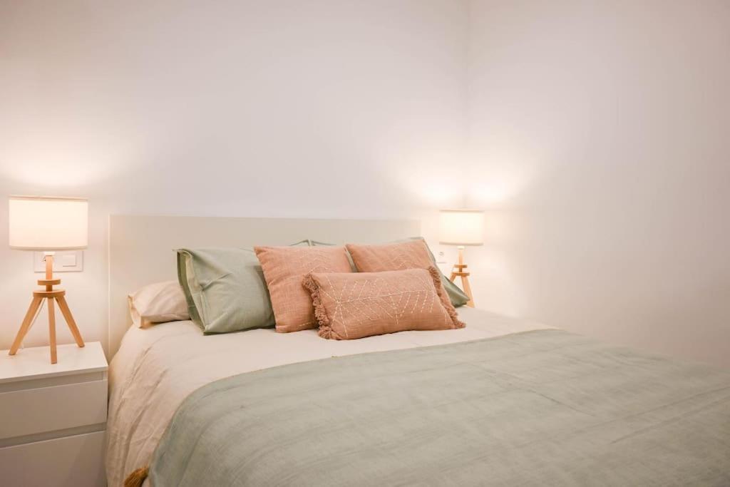 Apartamento For Temporal Moderno En Acacias Con Excelente Ubicacion En El Centro De Pes57 Madri