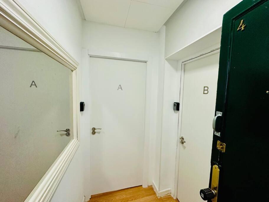 In Downtown Apartment