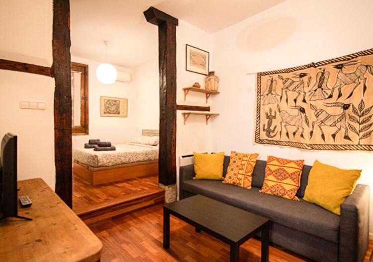 Almendro Apartment Madrid