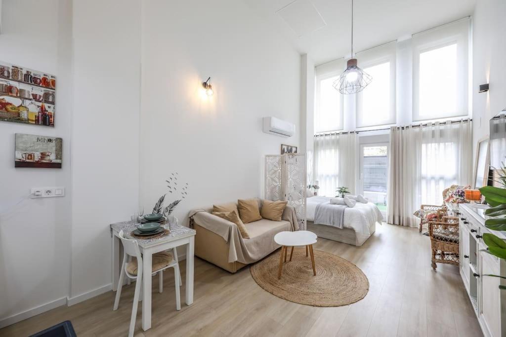 Fancy With Terrace & Pool - South Madrid