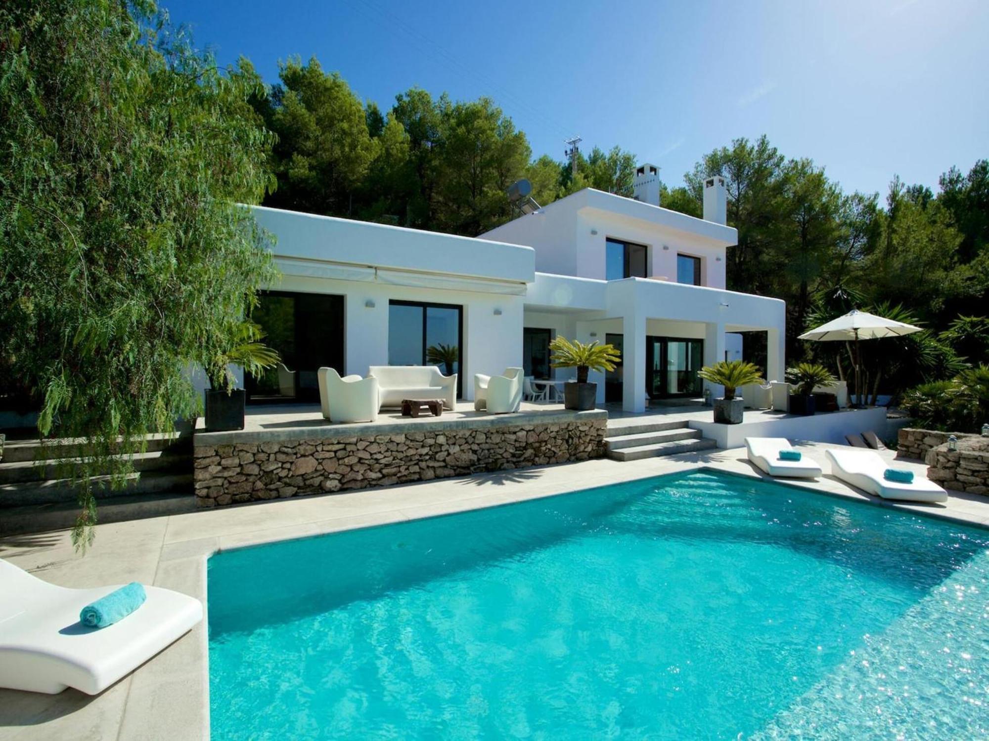 Villa With Outdoor Area Madri