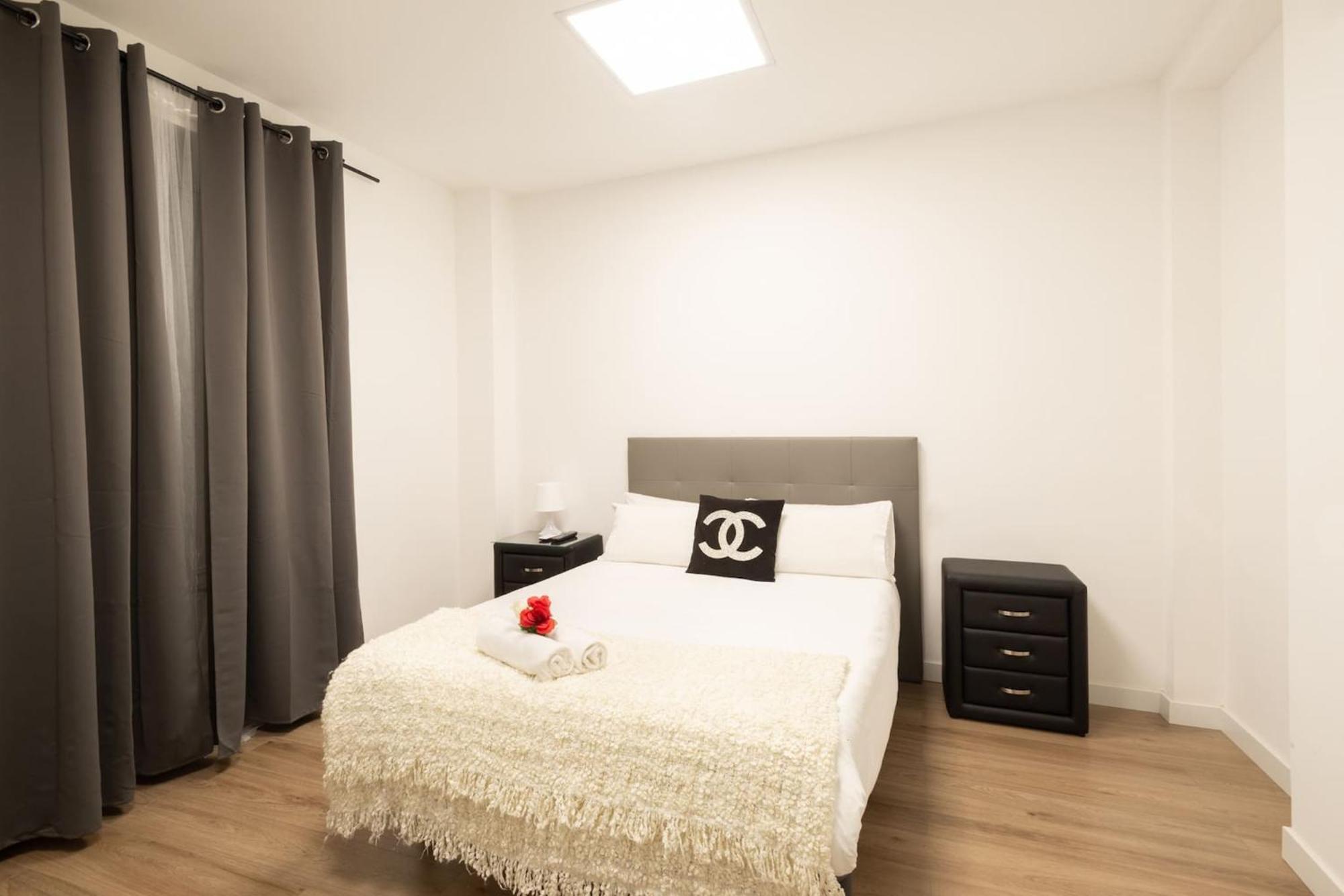 Day Santo Domingo Centro Gran Via Sol Malasana Apartamento Madri