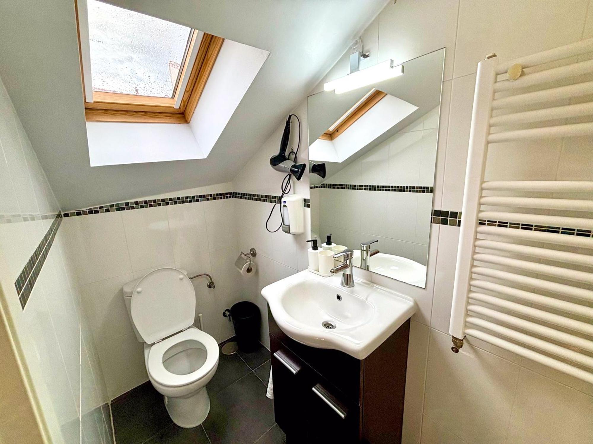 Onefam Albergue