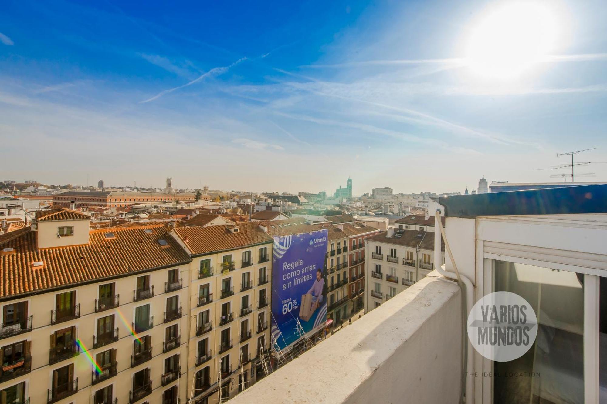 Terraza Con Encanto 4, En Plaza De Chueca Madrid