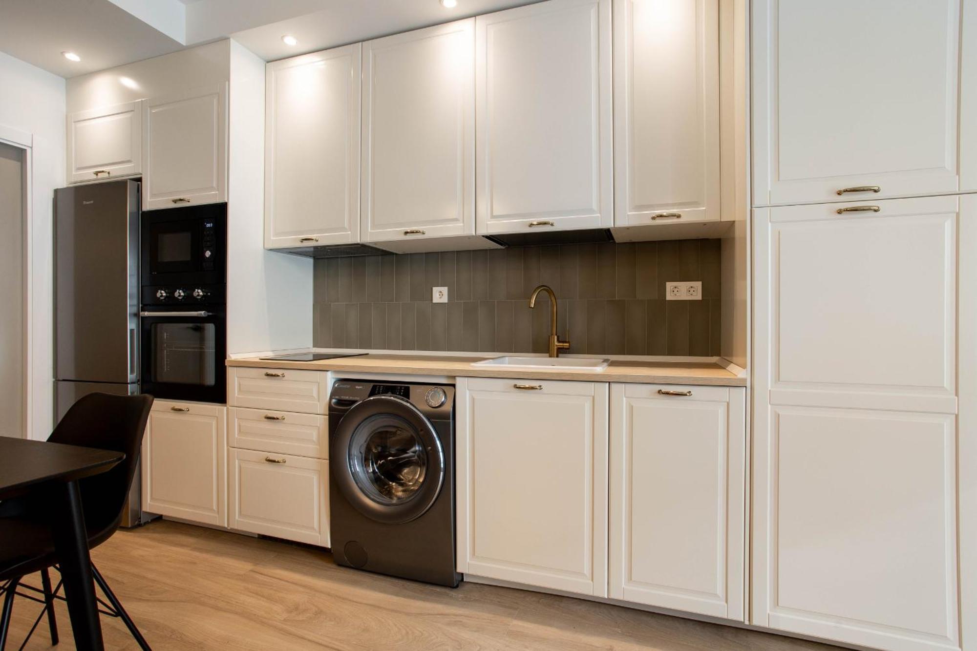 Apartment 4 Ways En *