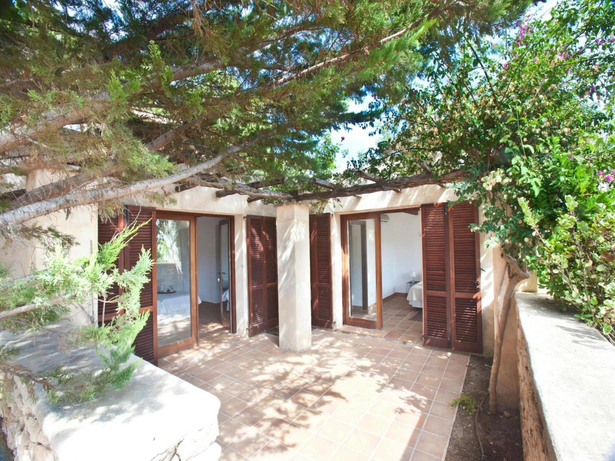 Villa With Modern Amenities Madri