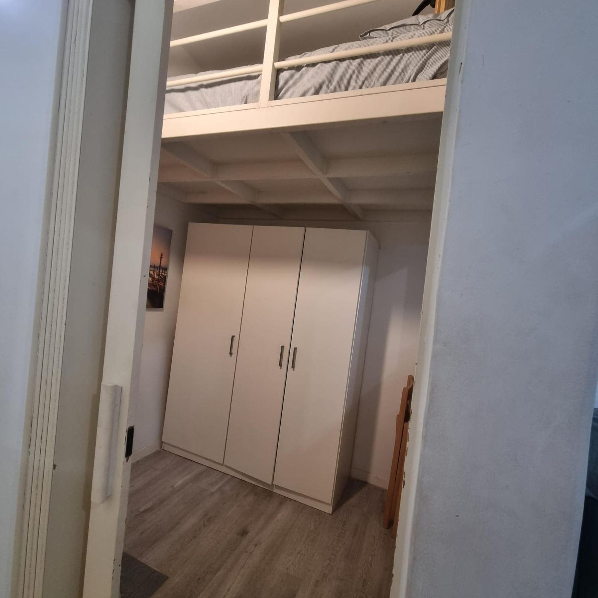 Downtown Flat