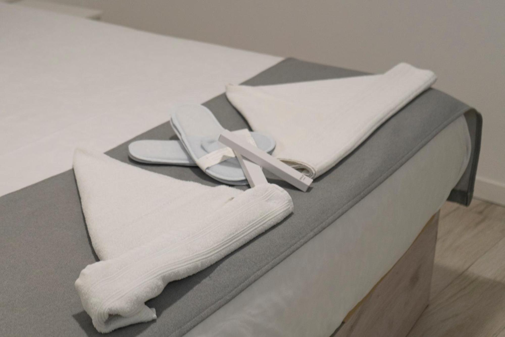 Oshun Plaza Castilla Apartment *