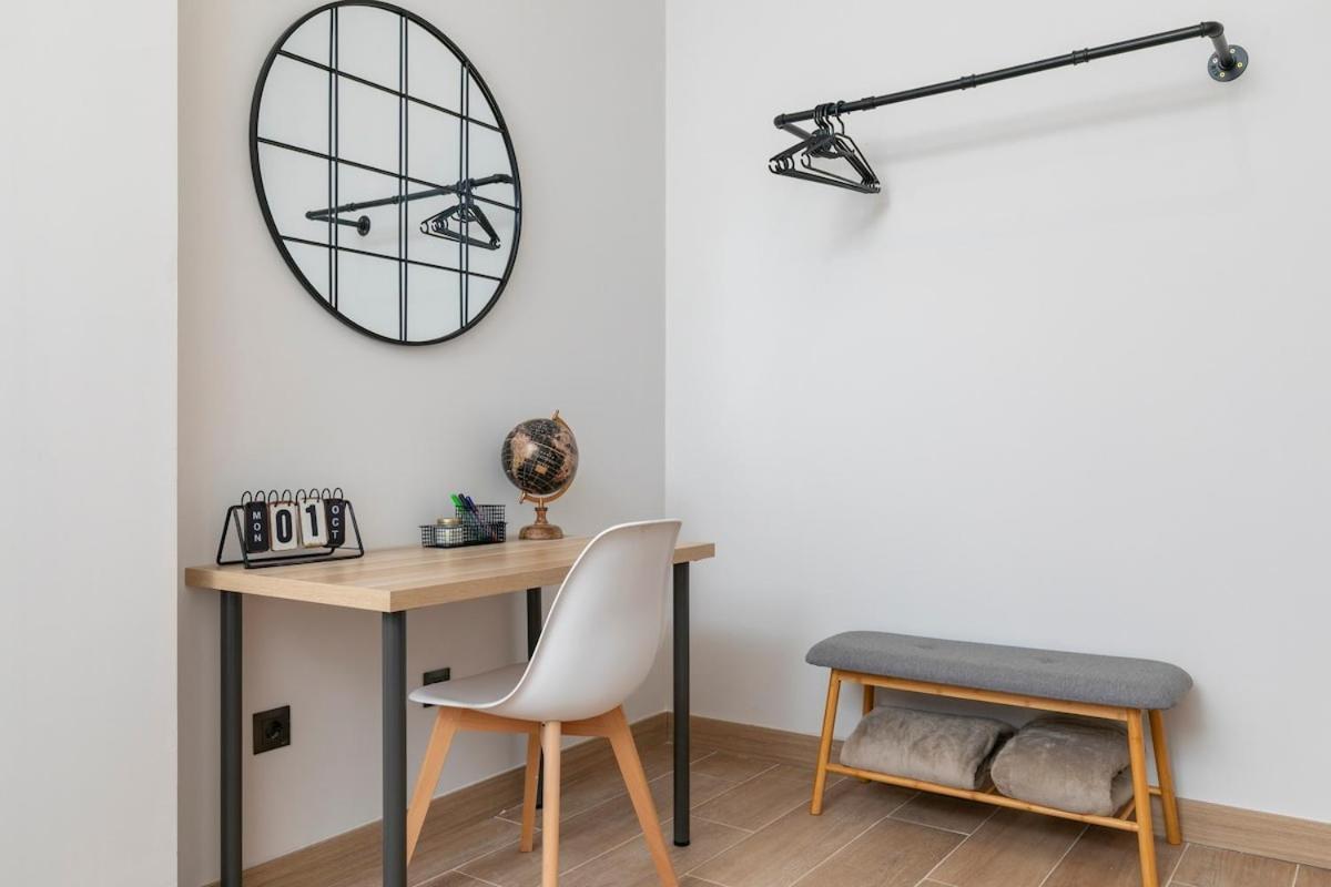 New And Spacious Loft Area Numancia *
