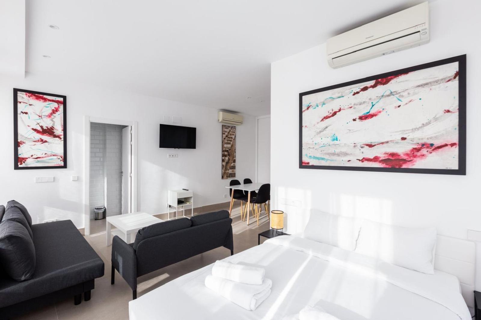 Sunny With Ac In Hortaleza Apartment