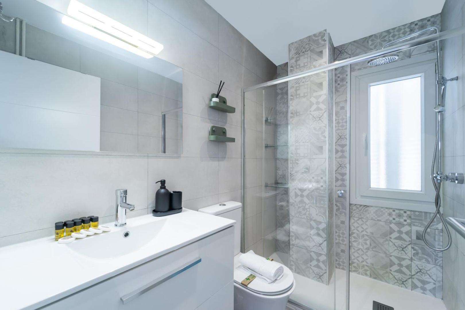 Guestready - Door To Angel Garden Place Madrid