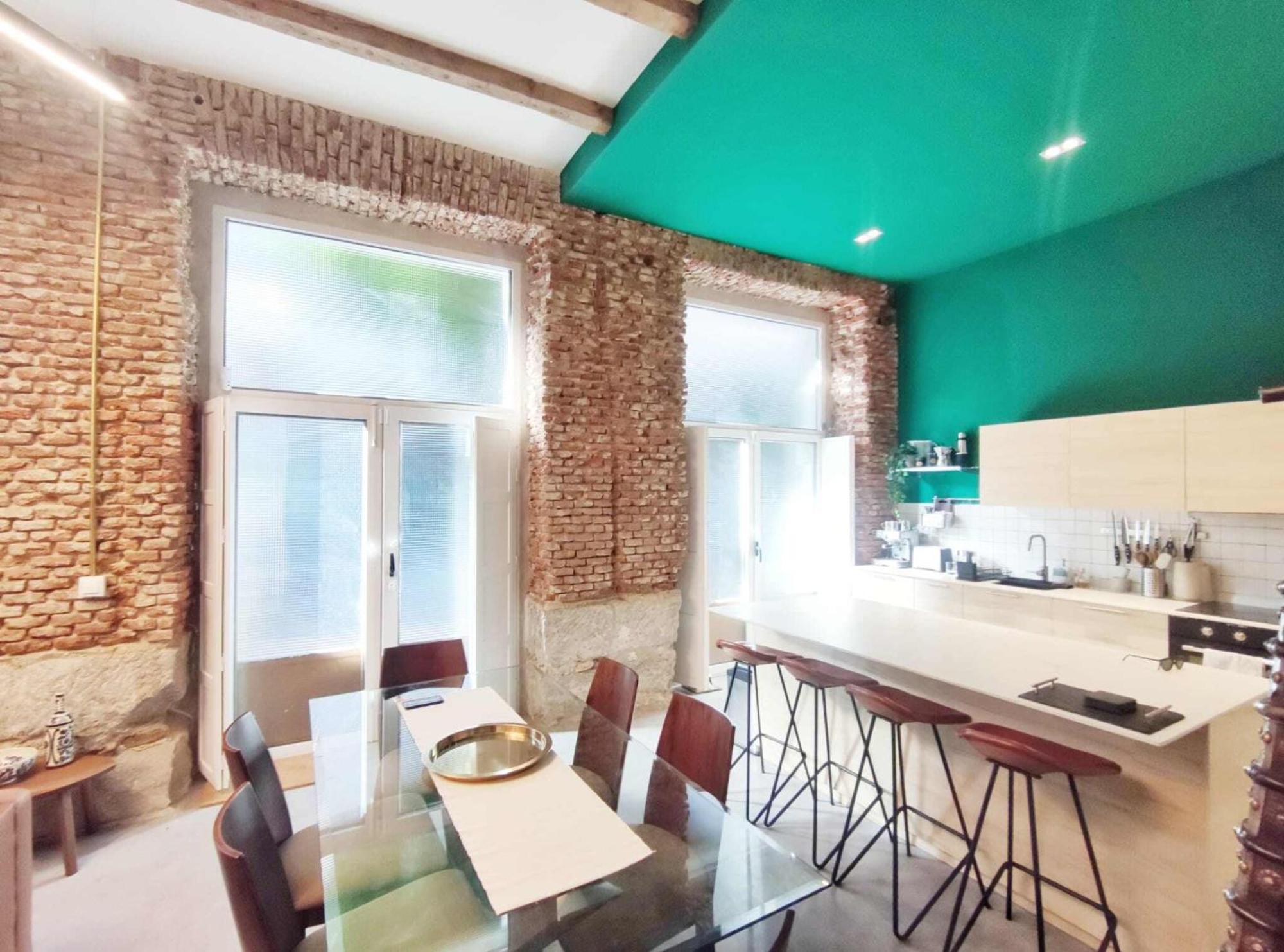 Sunlit Loft Apartment Madrid
