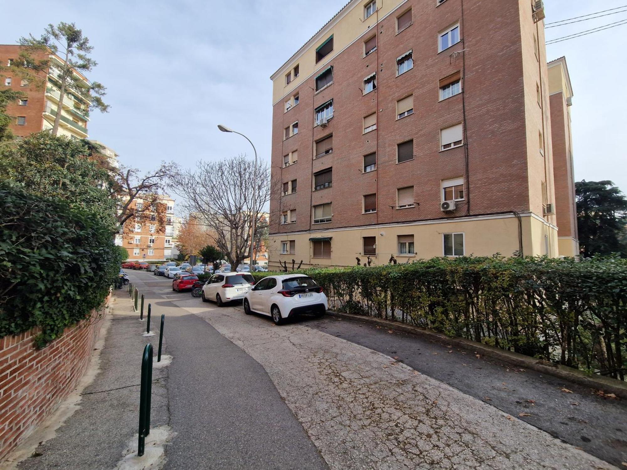 De 2 En Batan Apartment