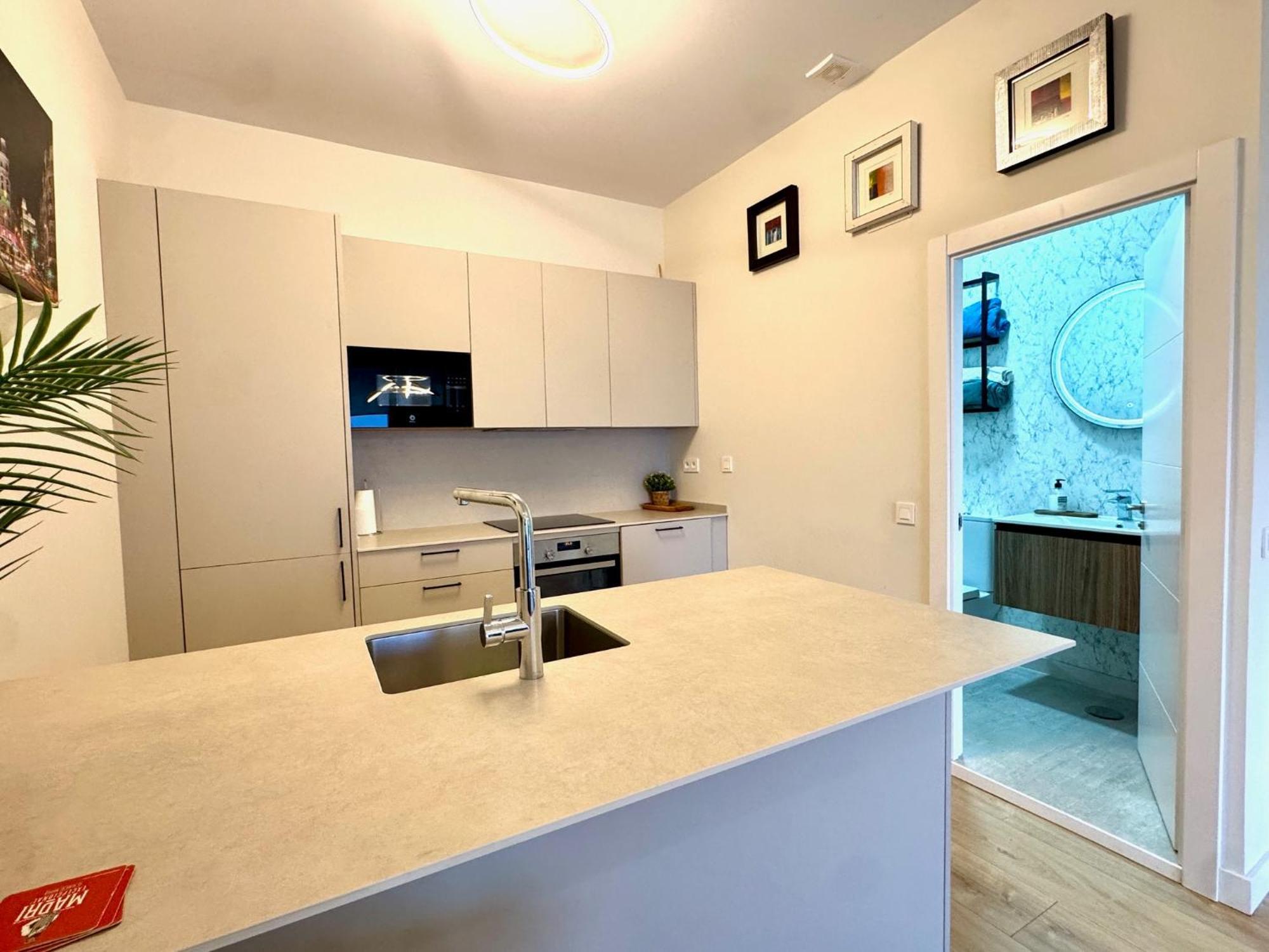 Gold Aparment Wifi Ac Services E1 * Madrid