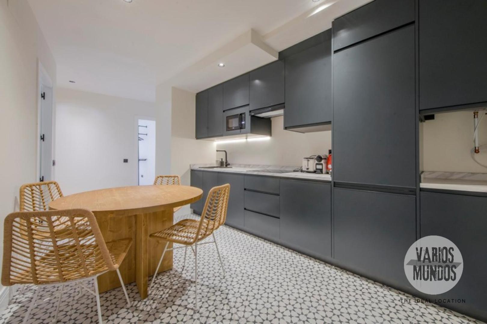 Malasana Moderna 6, Descubre San Bernardo 20 E3 * Madri