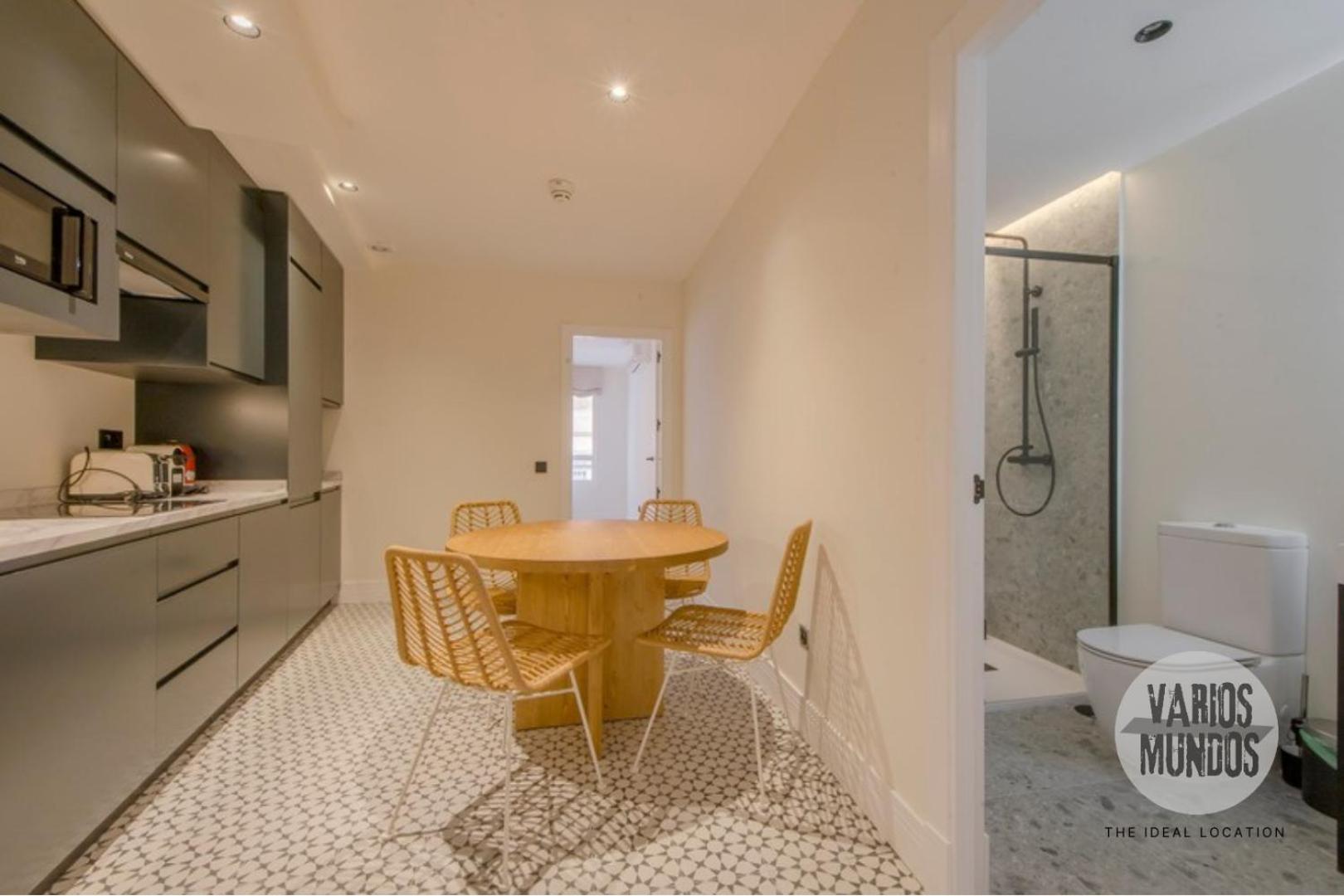 Malasana Moderna 6, Descubre San Bernardo 20 E3 * Madri
