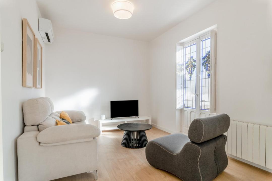3 Bedrooms 3 Bathrooms Furnished - Salamanca - Modern And Bright - Mintystay Madrid
