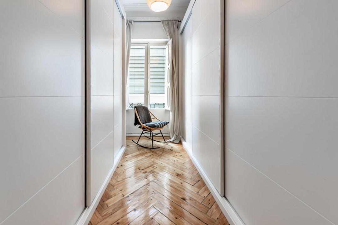 Apartment 4 Bedrooms 2 Bathrooms Furnished - Salamanca - Luxurious - Mintystay