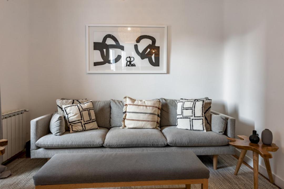 Apartment 4 Bedrooms 2 Bathrooms Furnished - Salamanca - Luxurious - Mintystay