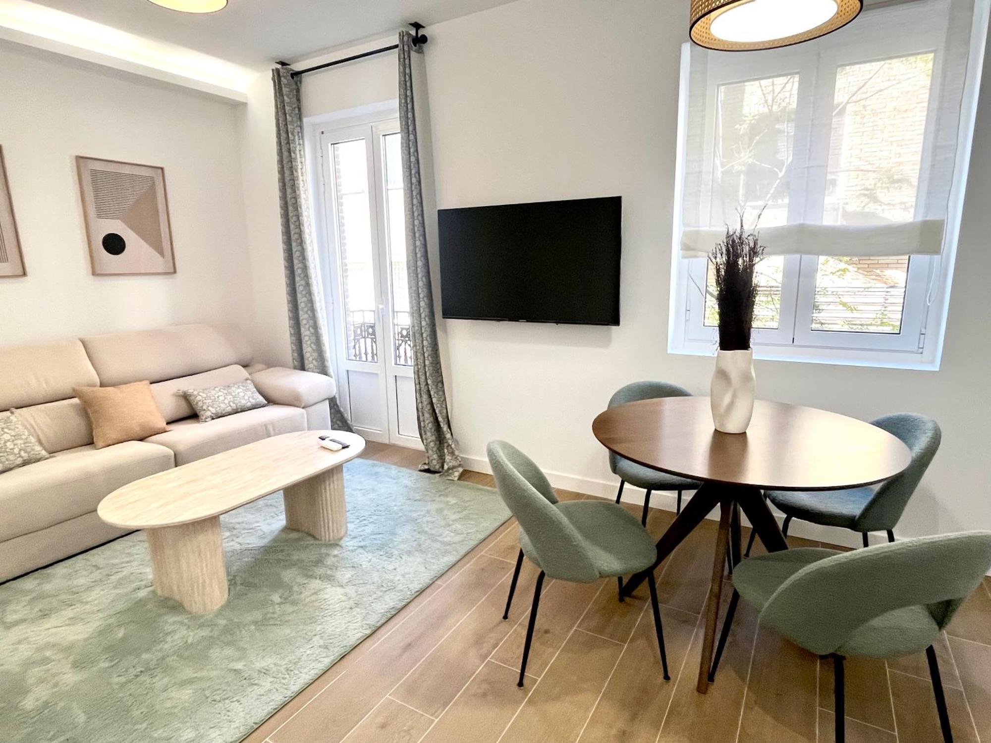 Dplace To Be - Luxury In Barrio De Salamanca Apartment Madrid