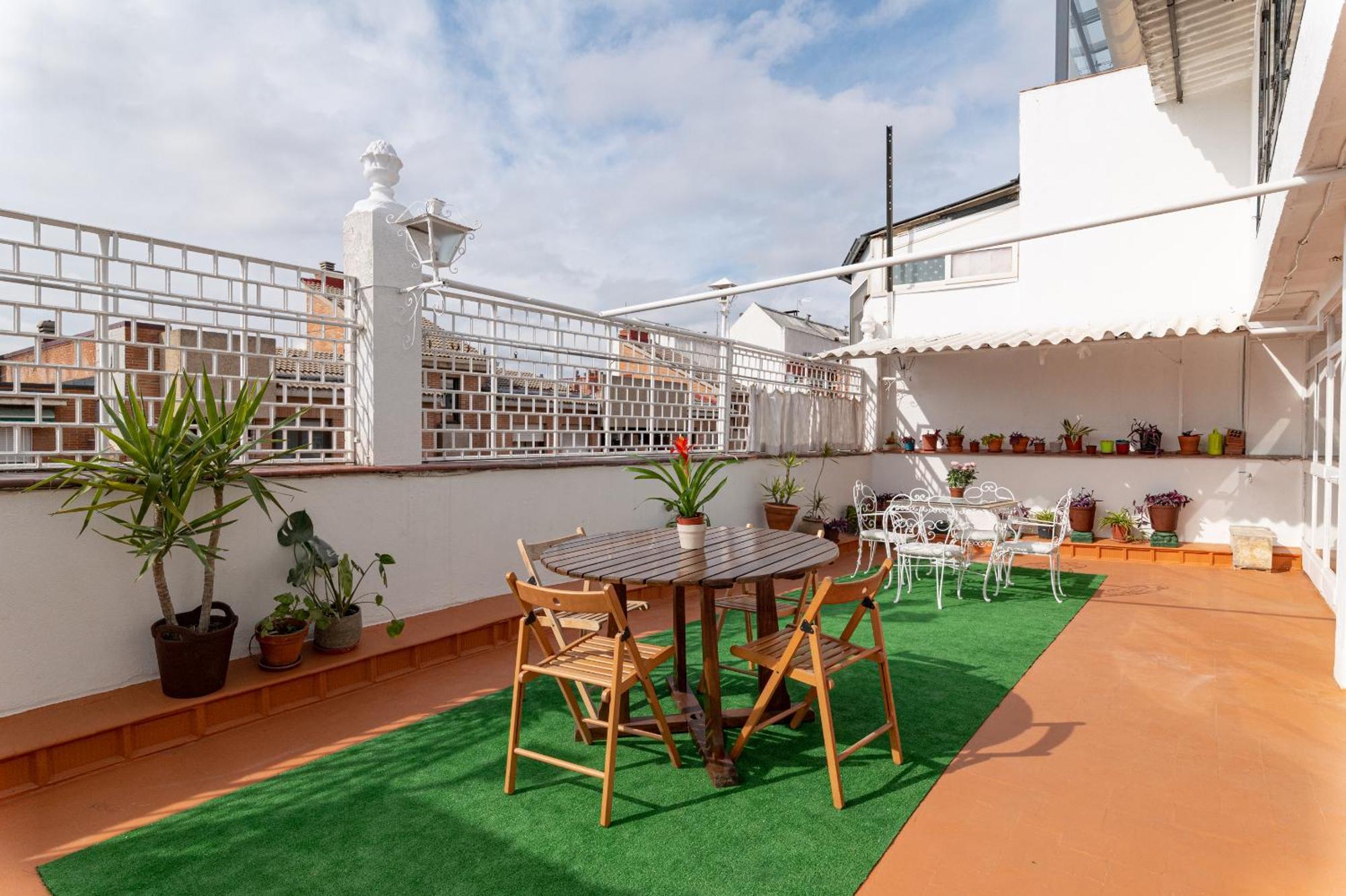 Tejado De Antigua Fabrica Industrial En Acacias Apartamento *