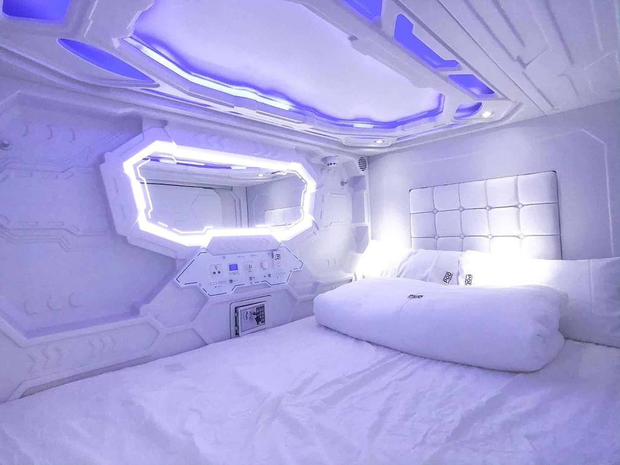 Beddy Capsule hotel