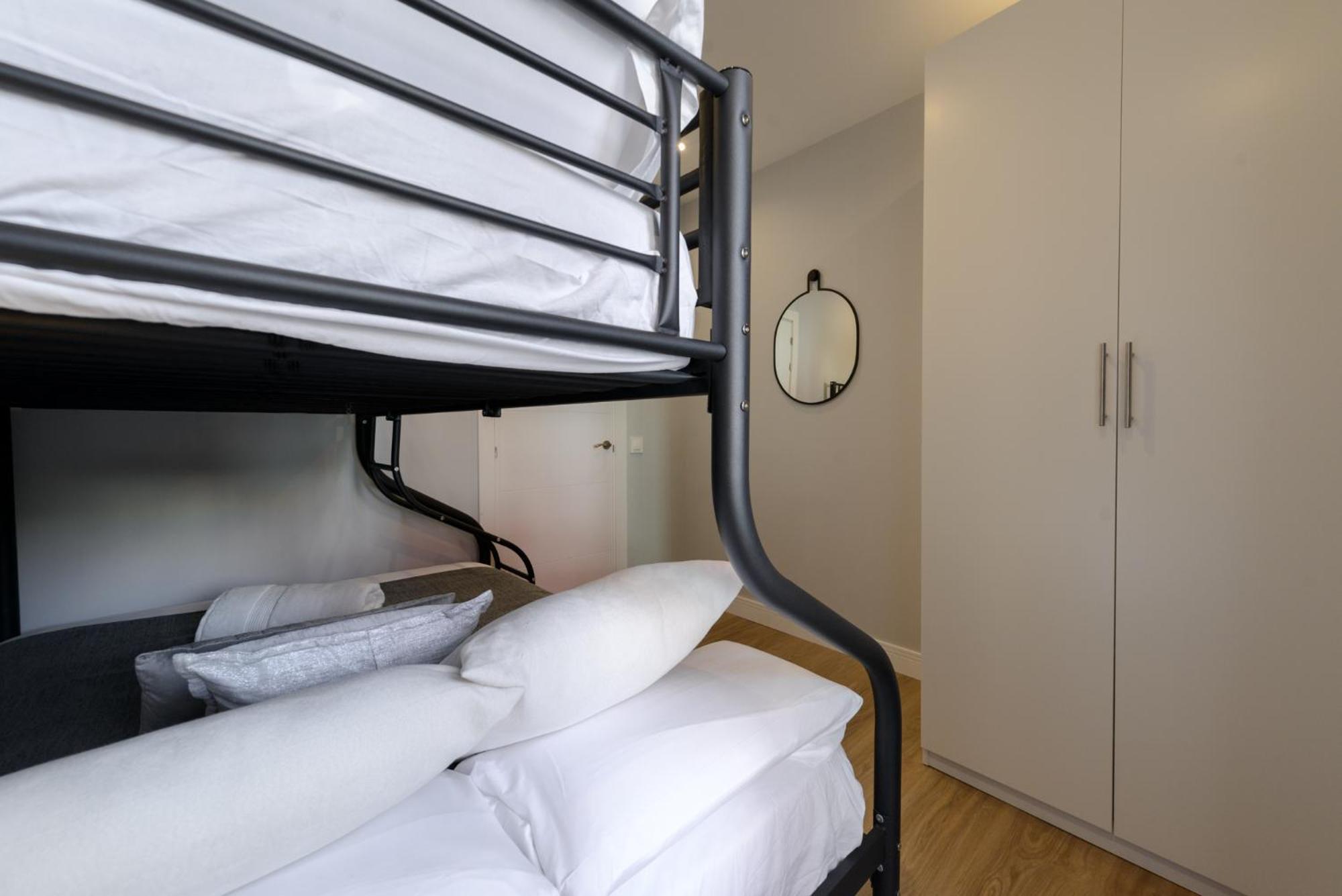 Museum Area Atocha 3br 2bth Apartment *