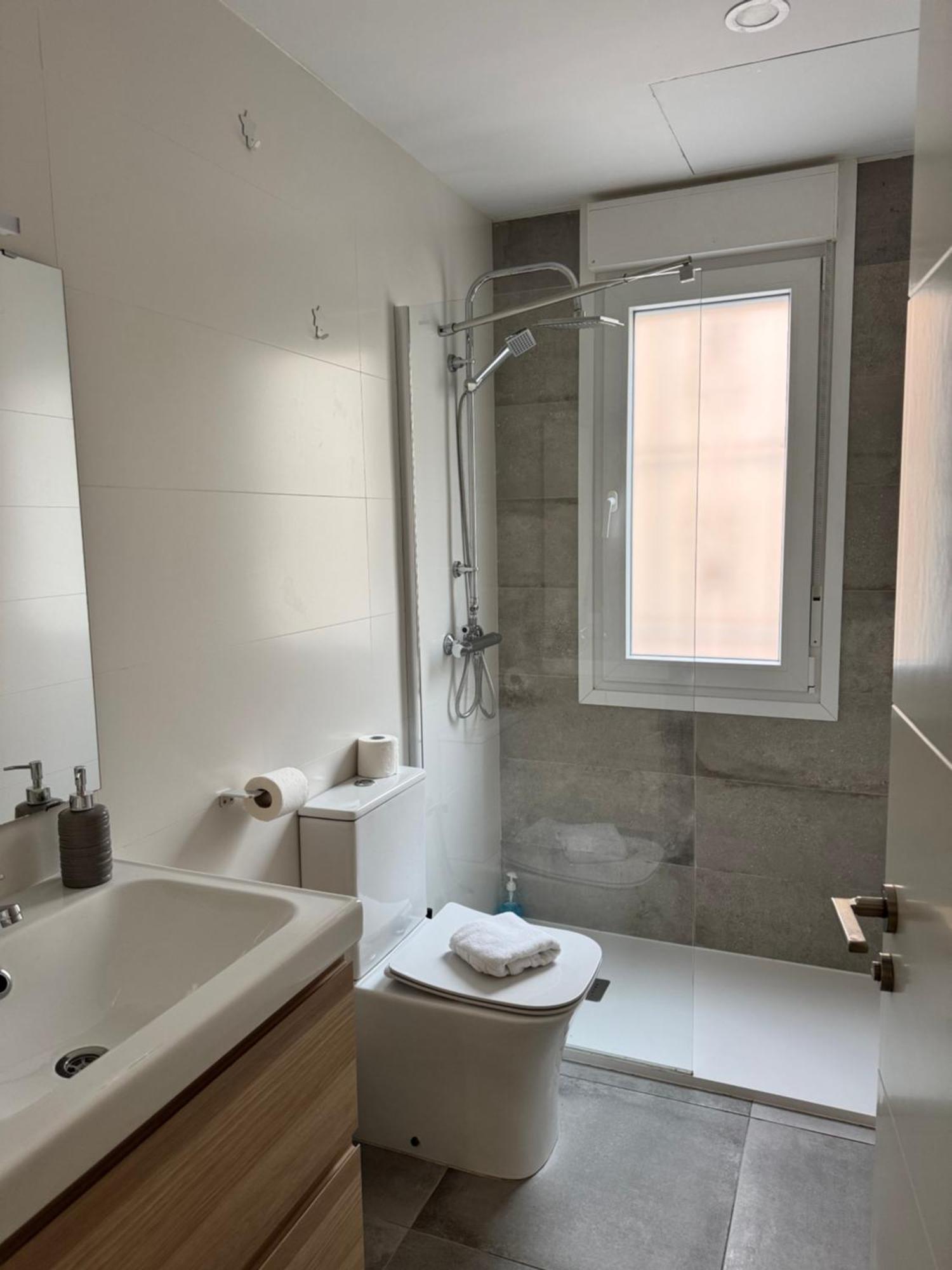 Artbel En Plaza Castilla -vizcainos Apartment Madrid