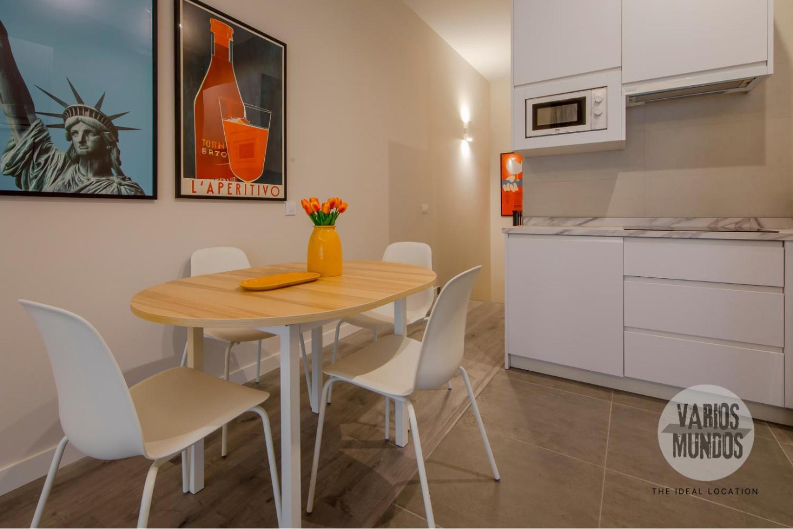 Apartamento Vive La Esencia Madrilena 6 En Santa Ana 6 Madri