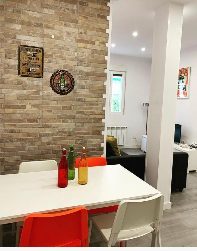 Apartment Modern I In *