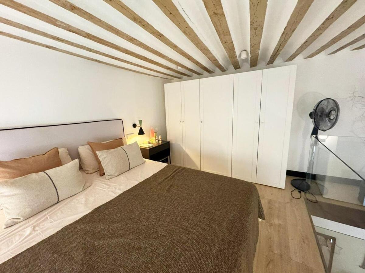 Apartment La Vida Malasana For 4 Guests Madrid