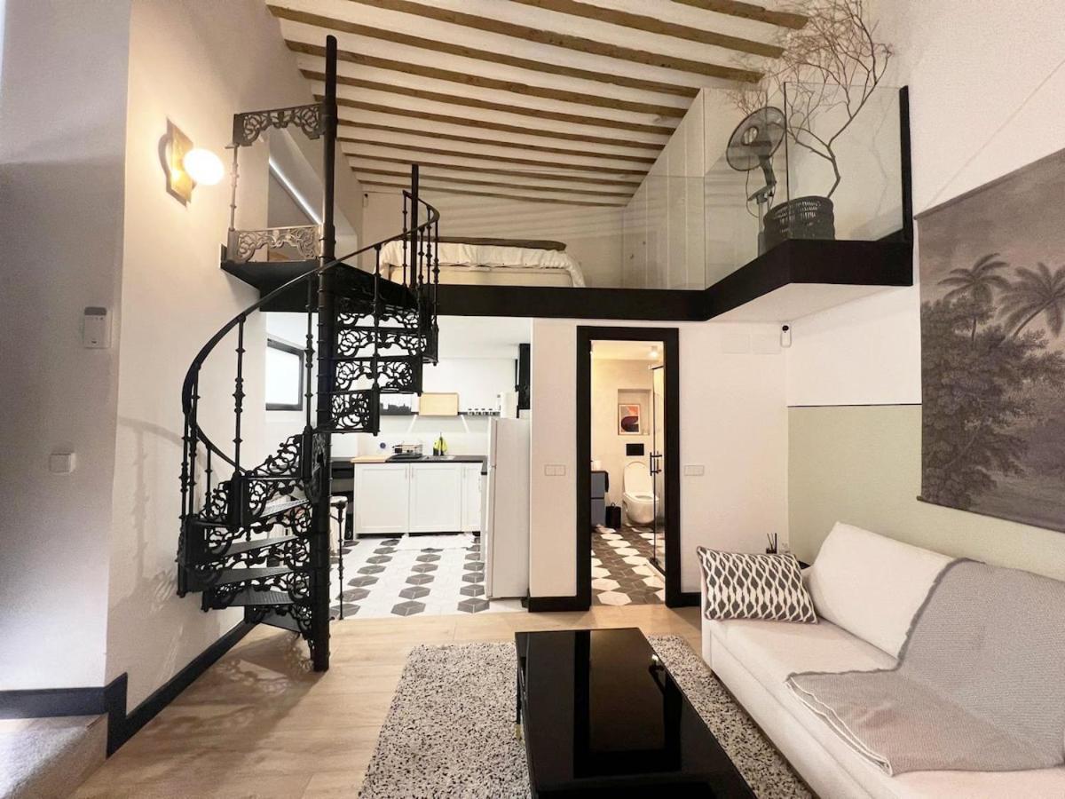 La Vida Malasana For 4 Guests Madrid