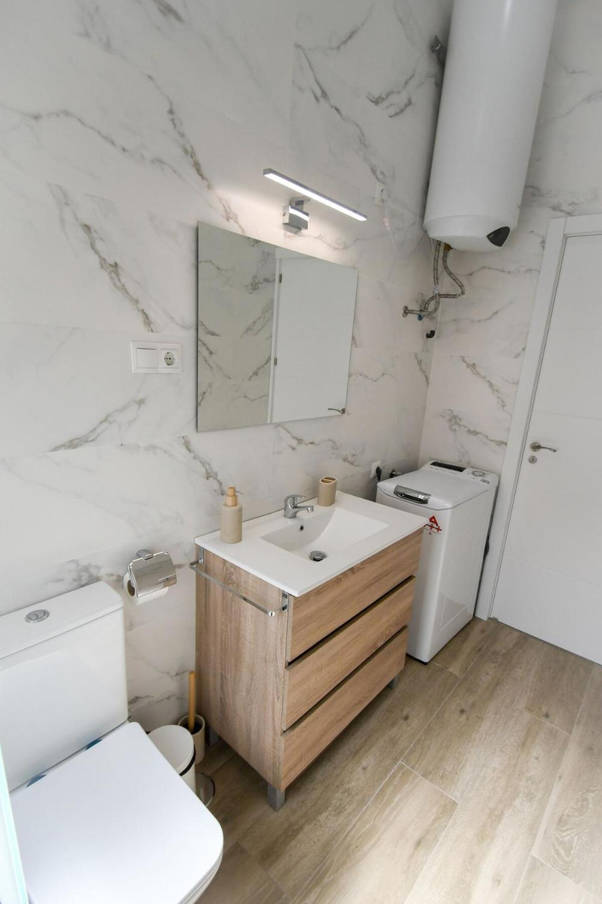 Modern Oasis In Vallecas Apartment *