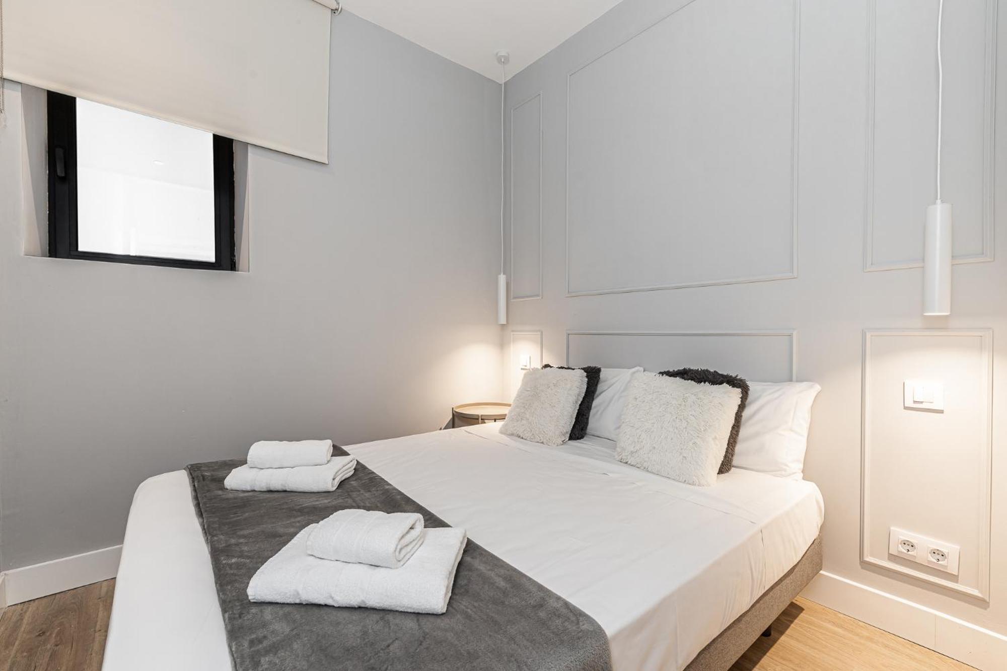 Waou Essence Iii La Latina Apartment