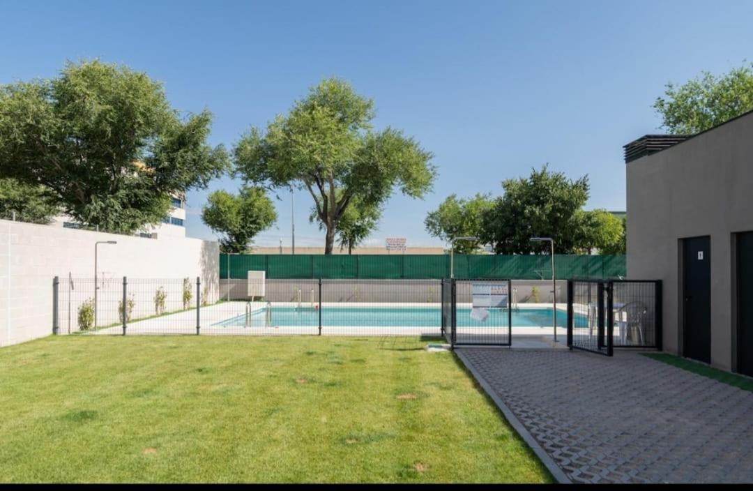 Apartment Fancy With Terrace & Pool - South Madrid