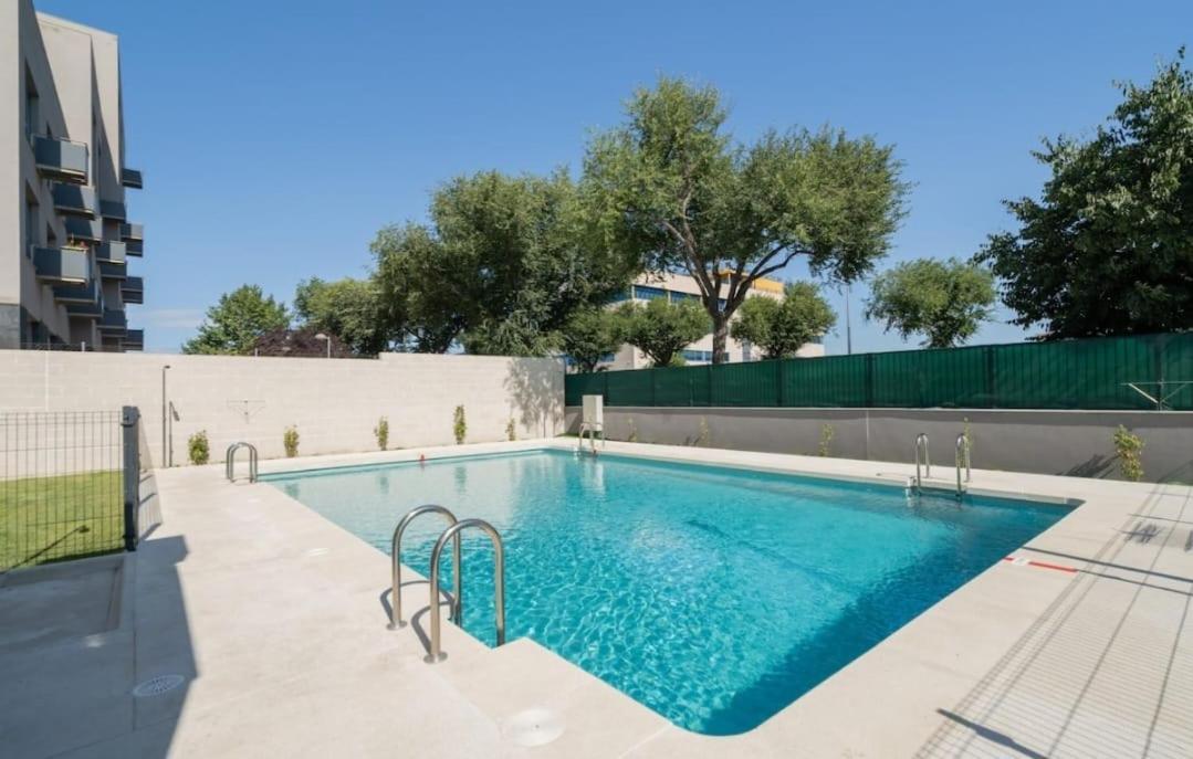 Apartment Fancy With Terrace & Pool - South *