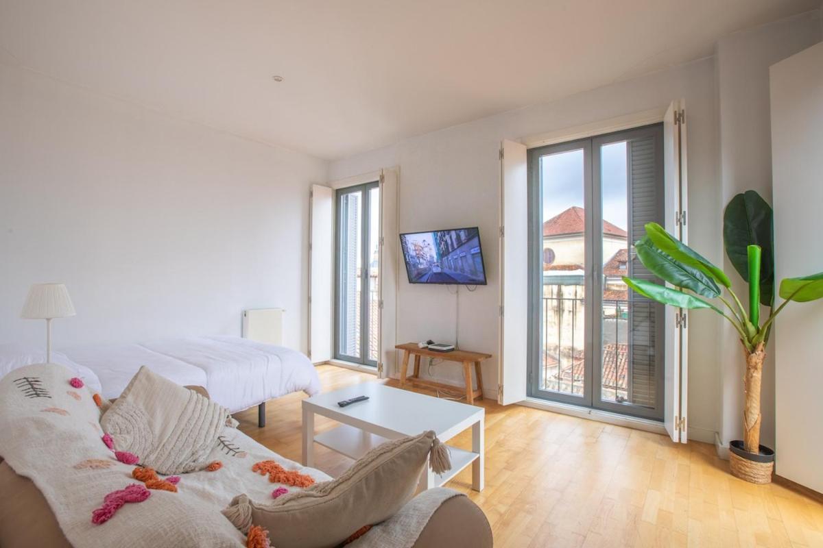 Cozy Modern In * Madri