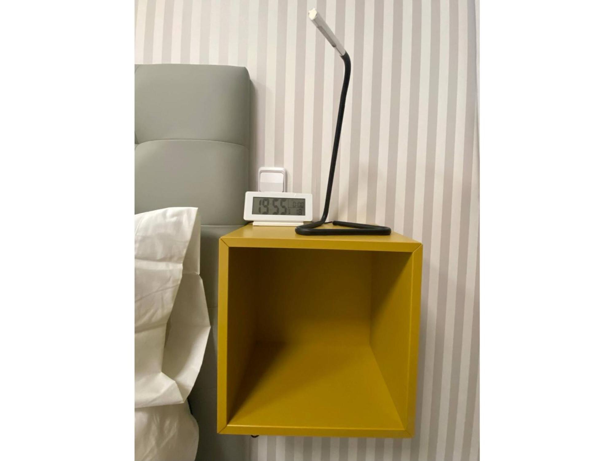 Comfortable For 2 People - 1 * Madrid