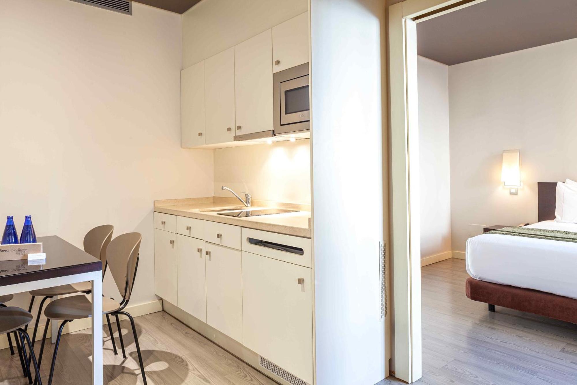 Viena Plaza De Espana Lejlighedshotel Madrid