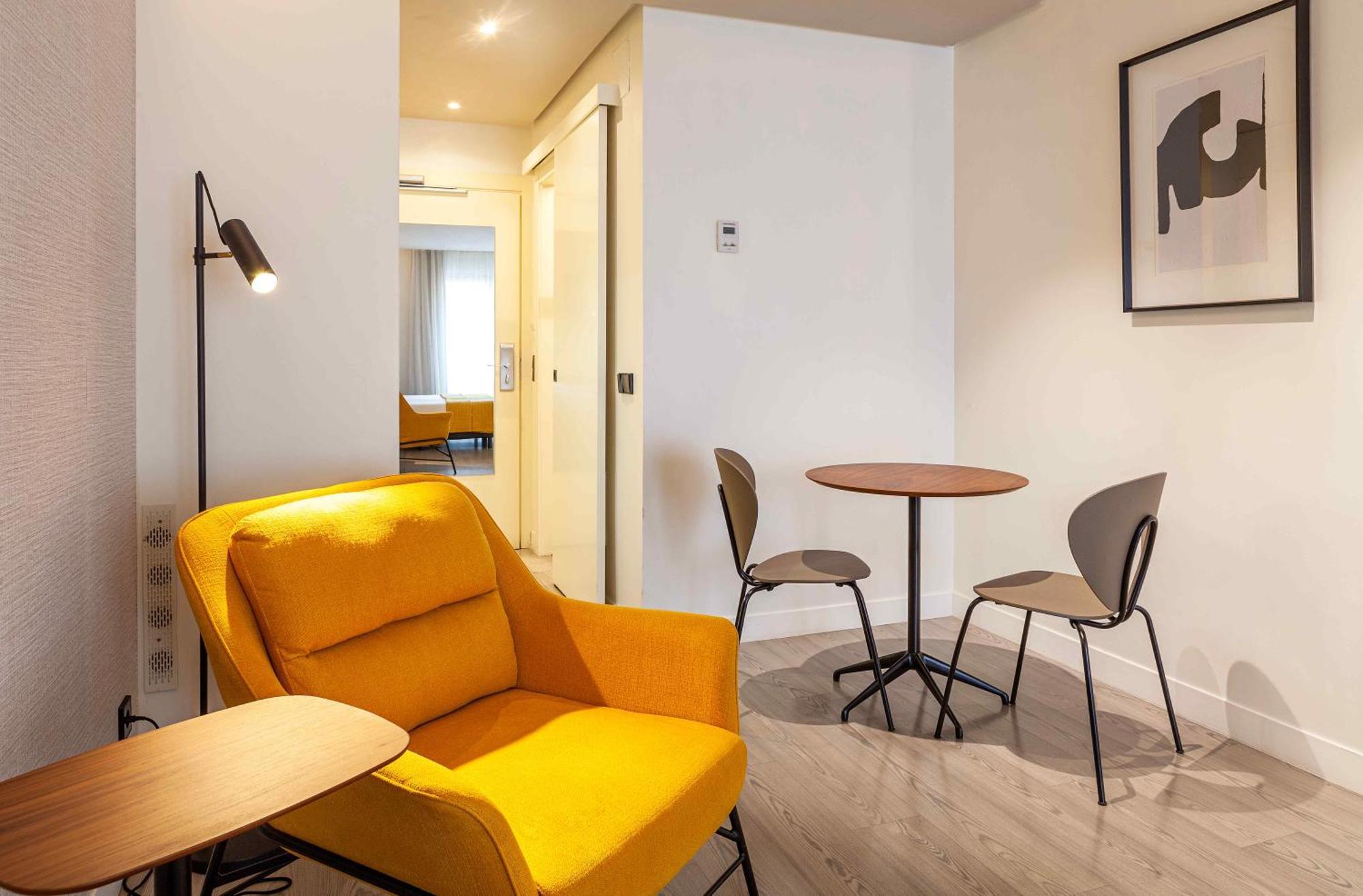 Lejlighedshotel Viena Plaza De Espana 3*