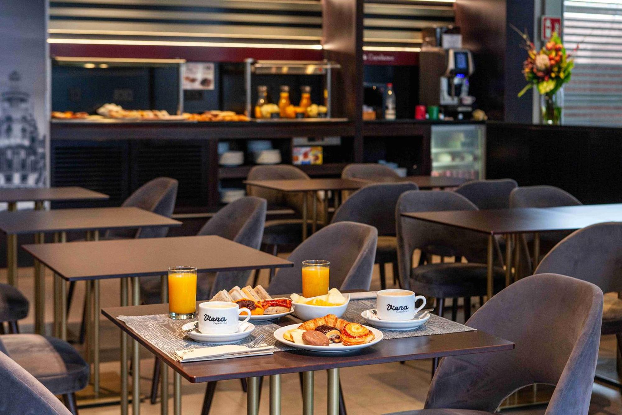 Viena Plaza De Espana Lejlighedshotel Madrid