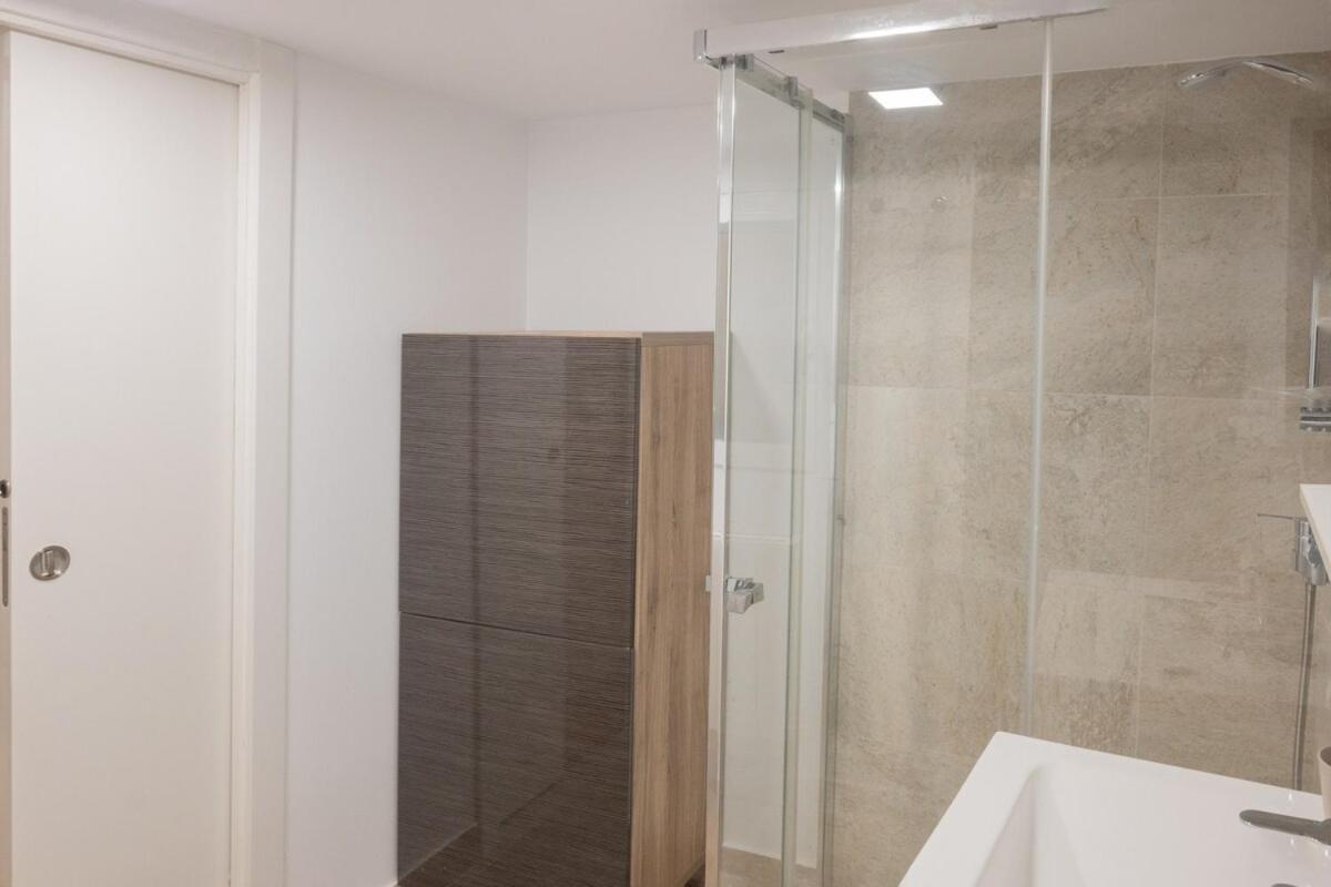 Apartment Modern, Temporary, And Practical In Chamberi Var12 *