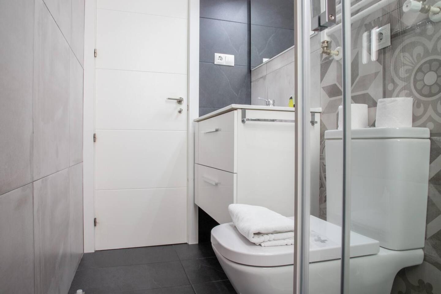 Apartamento Ah- Retiro - Estilo Urbano Junto Al Parque Mas Emblematico