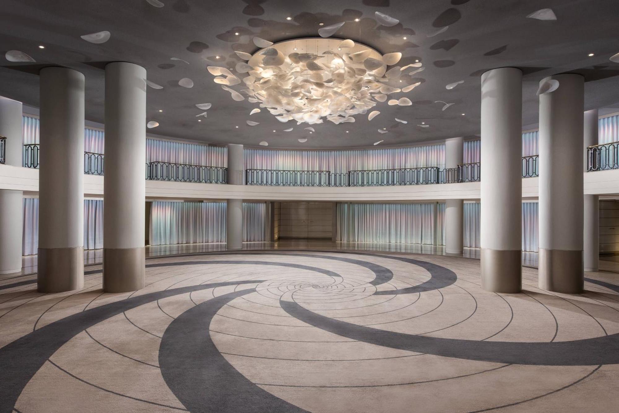 The Palace, A Luxury Collection Hotel,