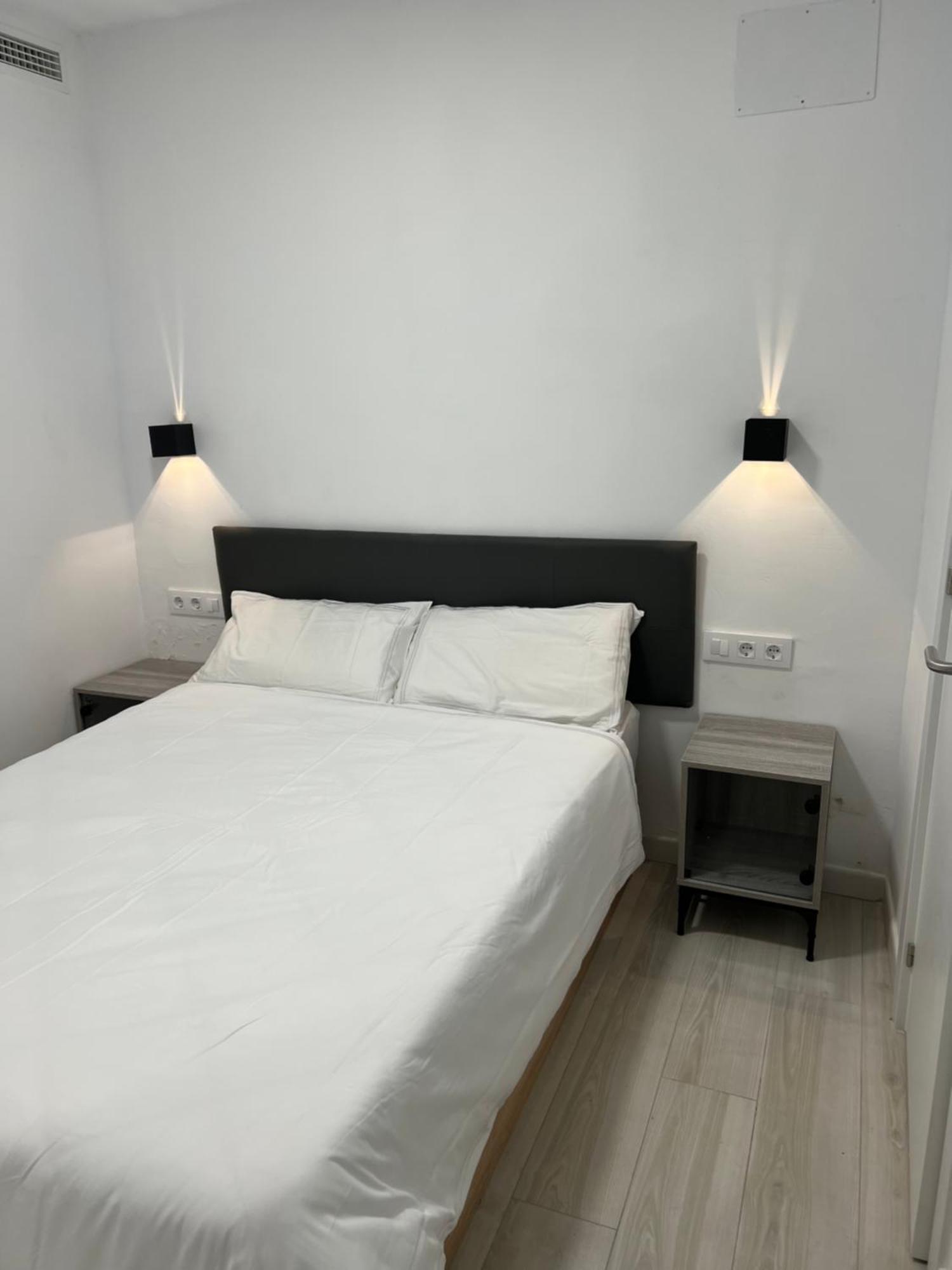 The New Gallery Apartment *