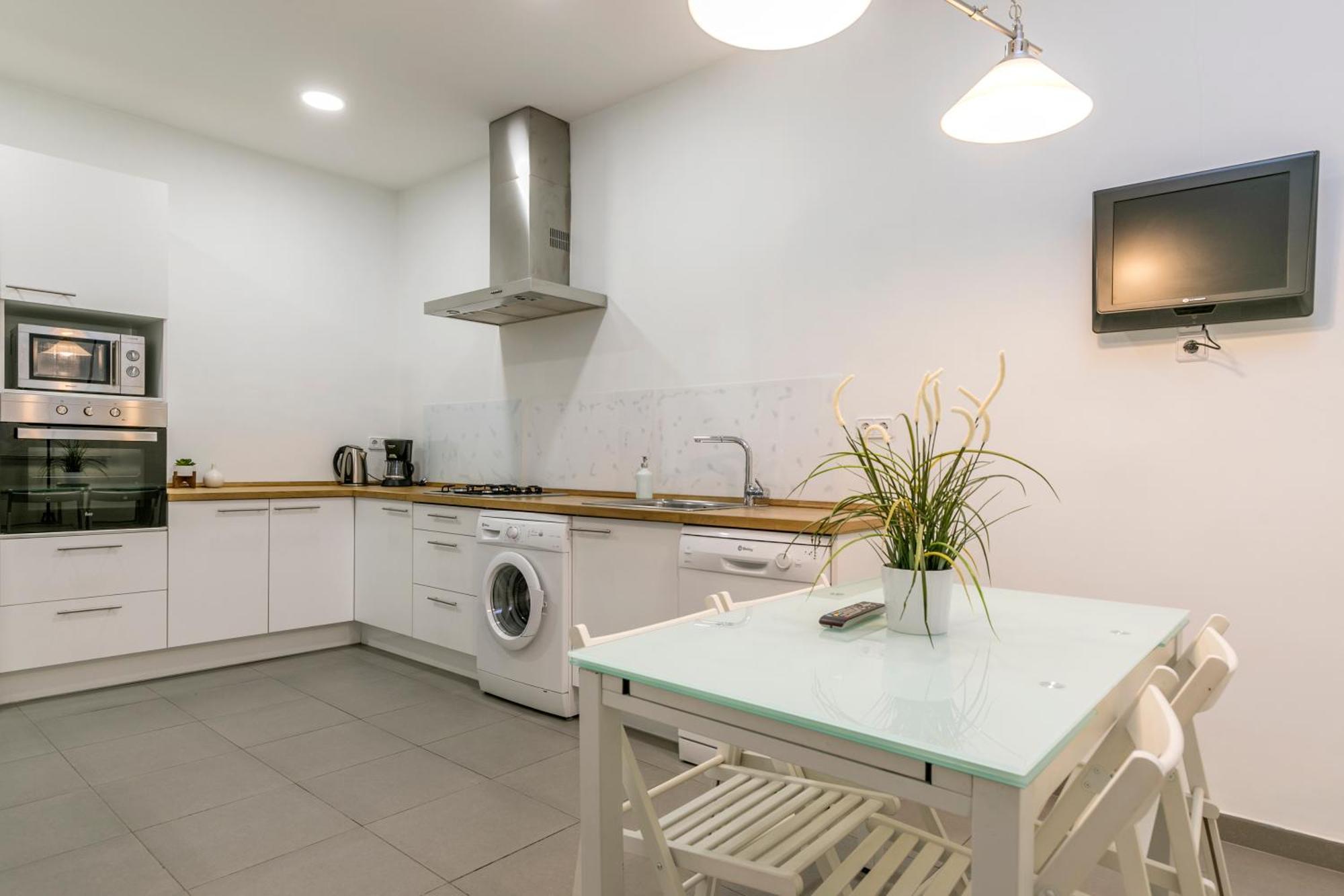 Apartment Reina 1 By Forever Madrid