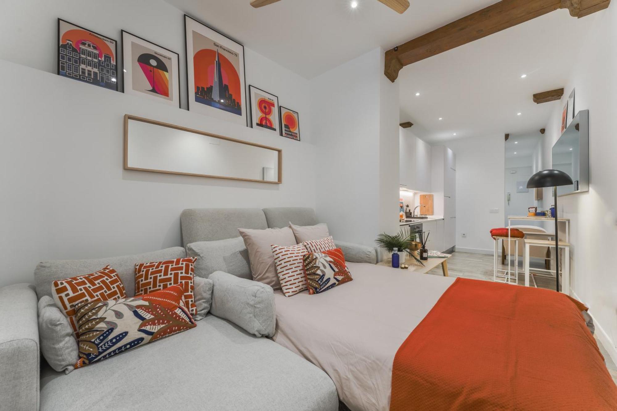 3min Walk - Retiro & Atocha - Luxury District And Desk Madrid