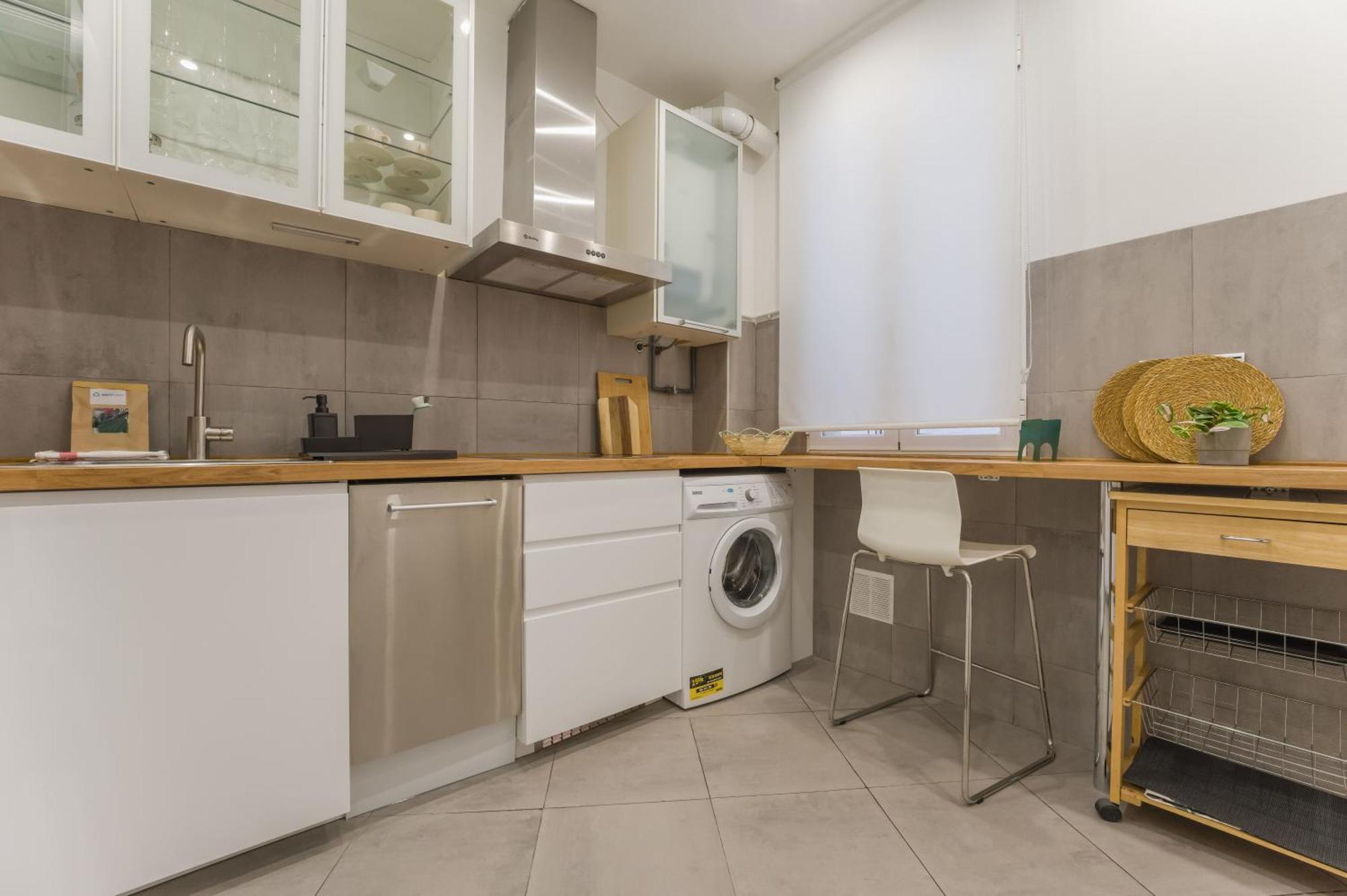 Stunning Stylish - 2bd 1bt - Chamberi Madrid