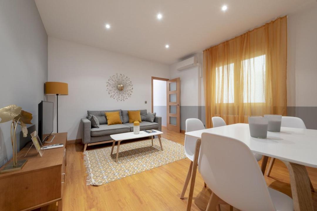 Apartment Bright And Comfortable- 2 Bedrooms 1 Bathroom- Cruz - Mintystay- Sol Madrid